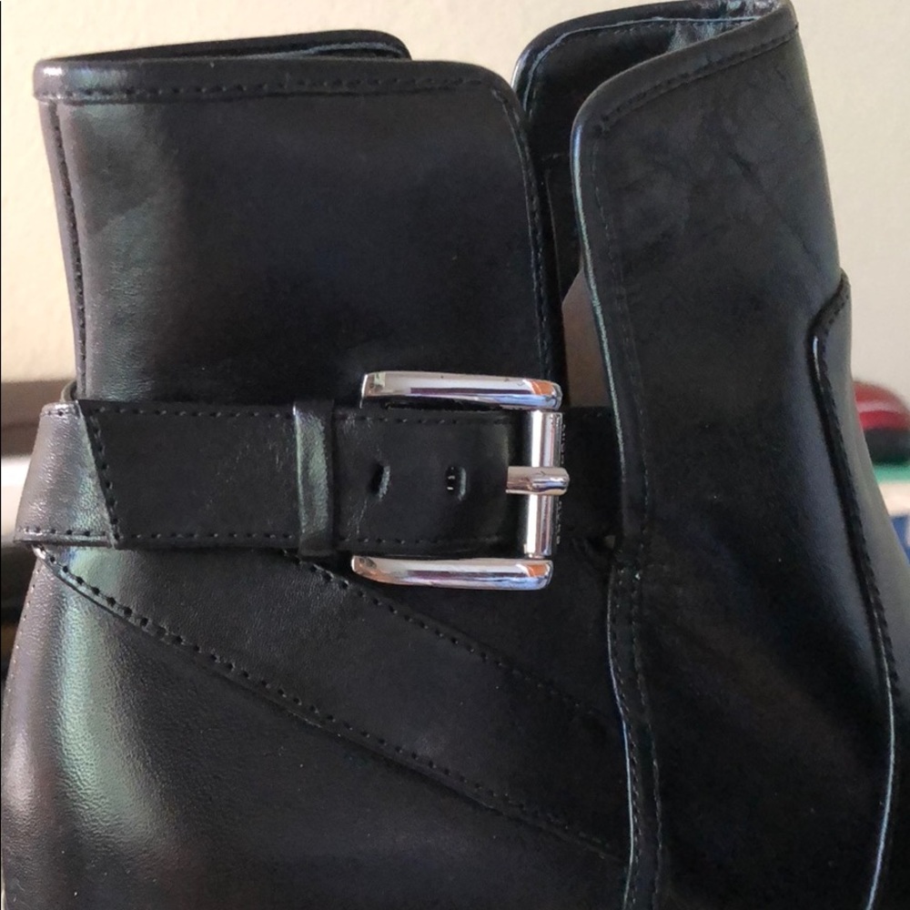 Michael Kors Black Ankle Boots With 2in Heel - Picture 4 of 4